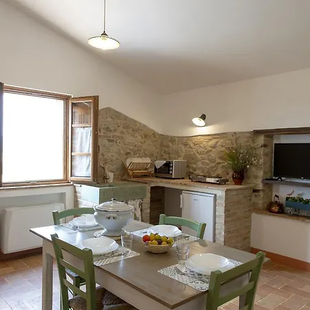 Casa Vecchia בית חווה Morcella
